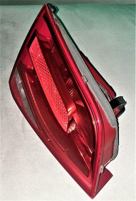 Oryginalna lampa - lewy tył Audi A4 B8 (Sedan)