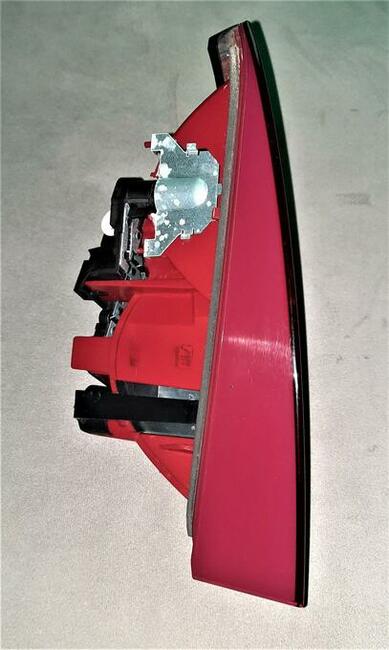 Oryginalna lampa - lewy tył Audi A4 B8 (Sedan)