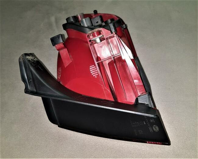 Oryginalna lampa - lewy tył Audi A4 B8 (Sedan)