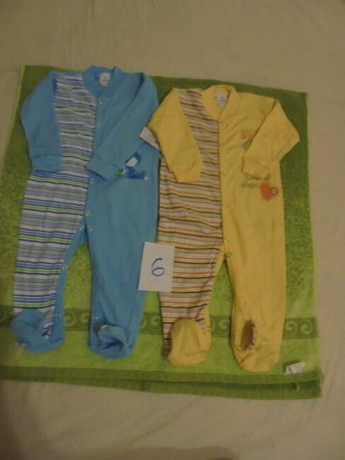 Nowe ubranka dla niemowląt i dzieci