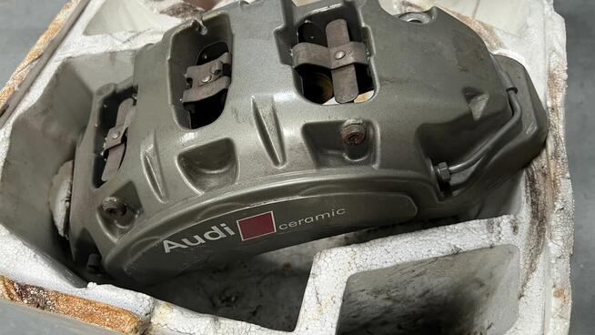 Syndyk sprzeda - zaciski hamulcowe Audi Ceramic