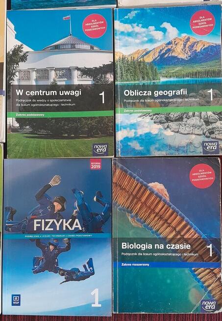 Komplet książki podręcznik do liceum ogólnokształcącego i te