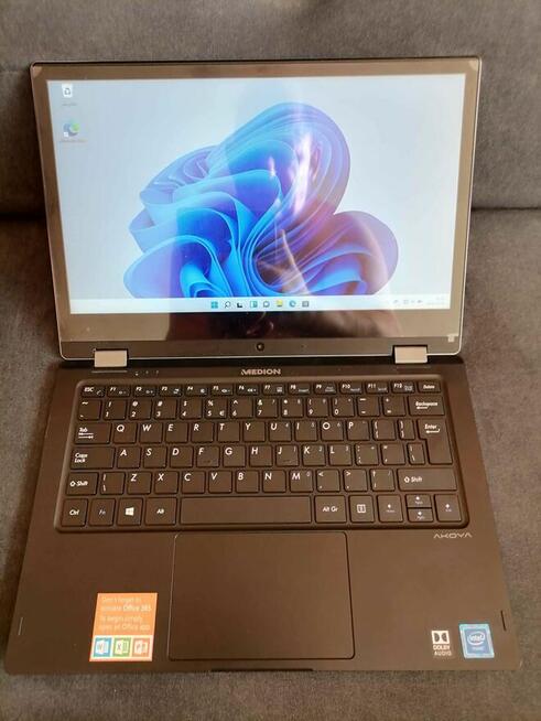 Nowy laptop medion akoya tablet 2w1 360 z funkcją tabletu