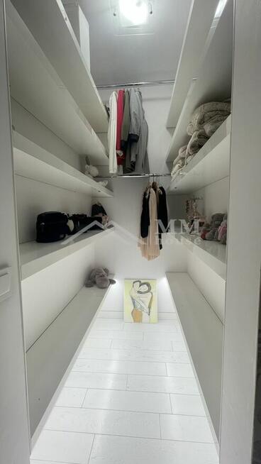 Nowoczesne mieszkanie z ogródkiem i garażem