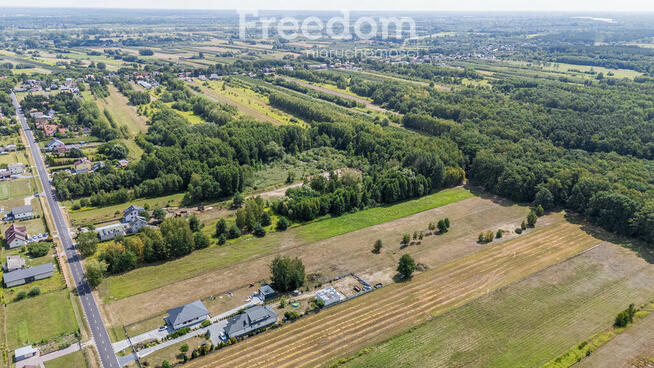 Przestrzeń na realizację marzeń o domu z ogrodem