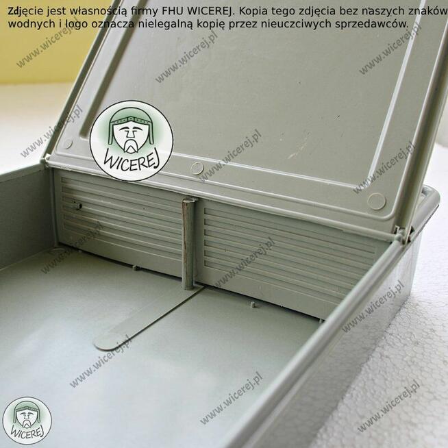 Podkarmiaczka skrzynkowa 3,5L Poidło Duża dla pszczół na syr