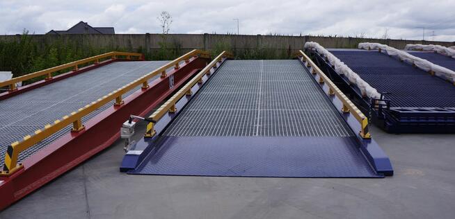 Rampa mobilna przeładunkowa załadunkowa rozładunkowa 15T