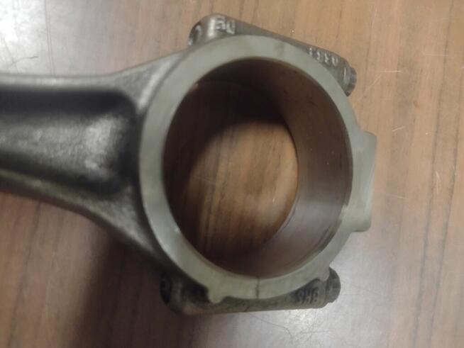 Tłok z korbowodem VW T5 lift 2.0 TDI