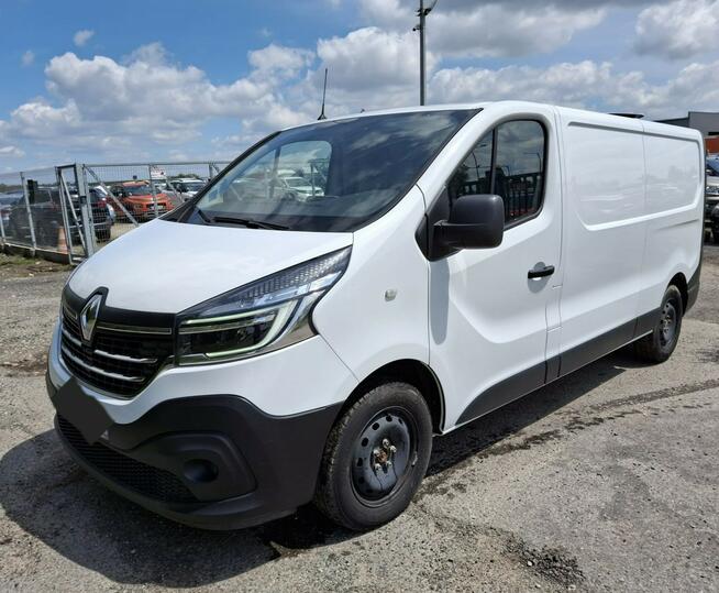 Renault Trafic 2.o dci  16.000tyskm