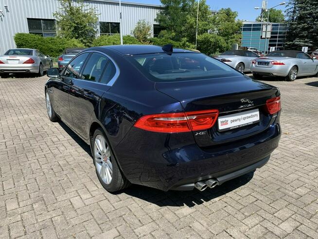 Jaguar XE 2.0d 180 KM
