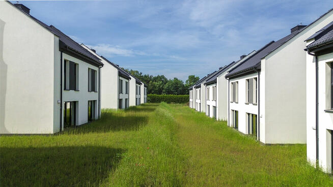 Dom z ogrodem przy lesie/ 90,5m2/40 min od Krakowa