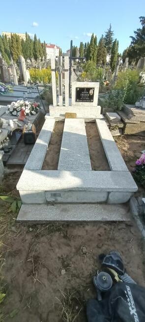 Regeneracja pomników lastryko