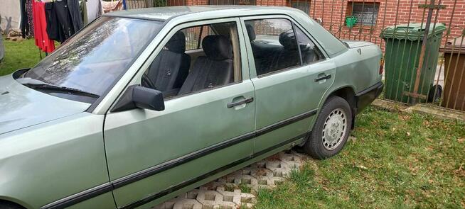 Mercedes W124 300D - pierwszy własciciel w kraju od 2005