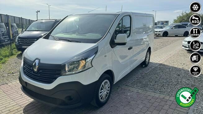 Renault Trafic 1.6 dCi 120KM piekny stan bluetooth tempomat radio brak wkładu rok dwa