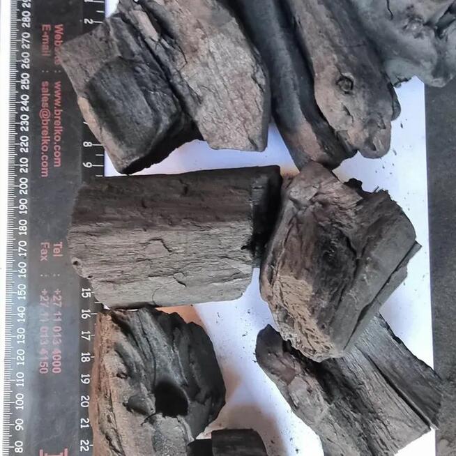 100% naturalny węgiel drzewny w bryłach klasy A