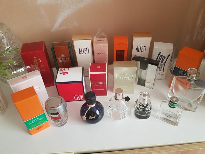 20 x Puste flakony z kartonikami po oryginalnych perfumach