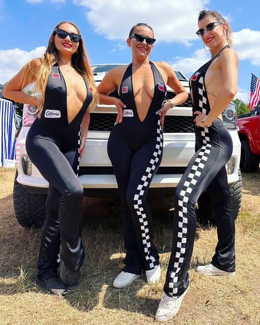 samba brazylijska, salsa, - cancan itp - pokaz tańca