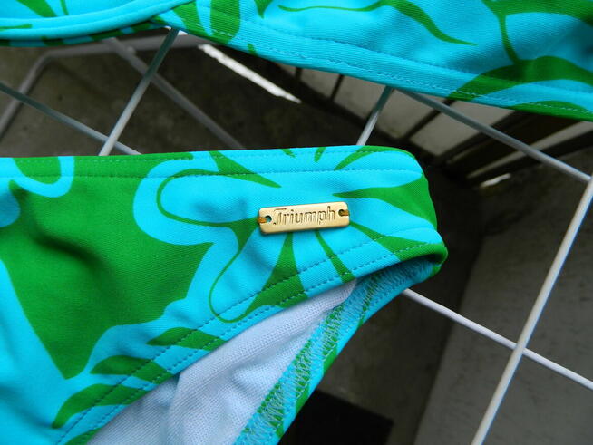 Dwa kostiumy w cenie jednego Triumph