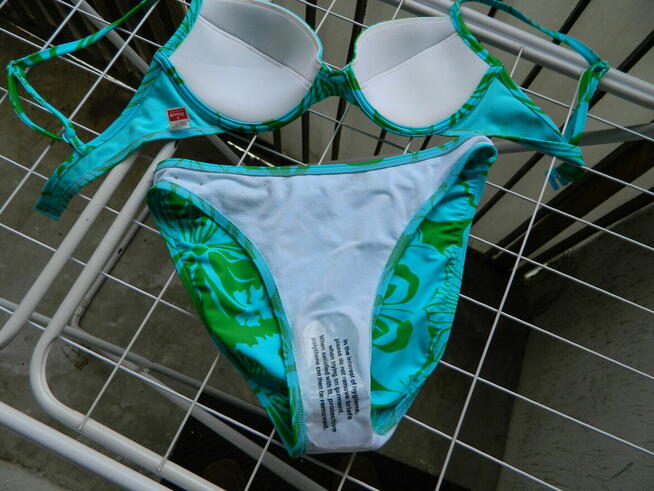 Dwa kostiumy w cenie jednego Triumph