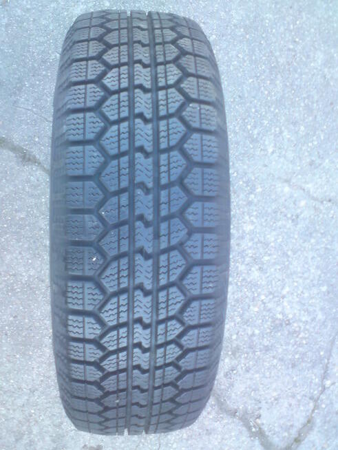 Opona HANKOOK ZOVAC 2000 M+S, 185/65/R14