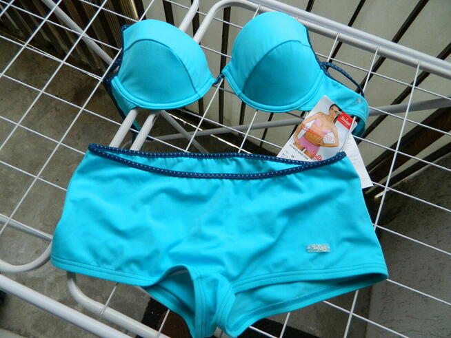 Dwa kostiumy w cenie jednego Triumph