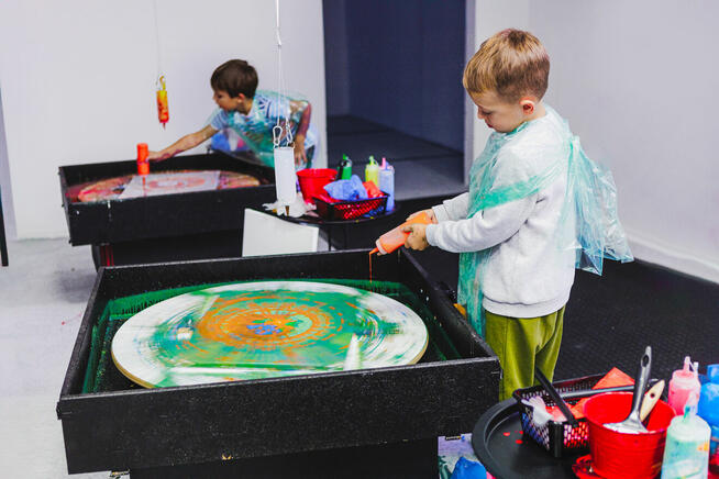 Pigcasso kreatywne studio malowania farbami w Krakowie