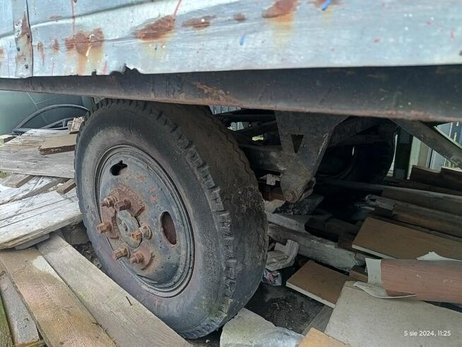 Sprzedam barak na kołach, sprawny, gotowy do użytku.