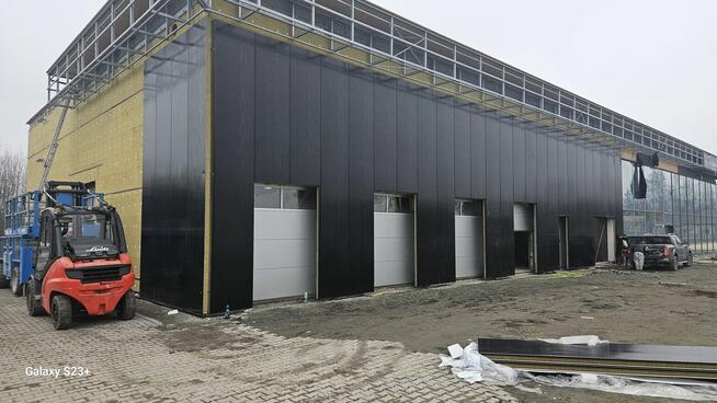 Montaż płyt warstwowych, garaże, pawilony, sklepy,