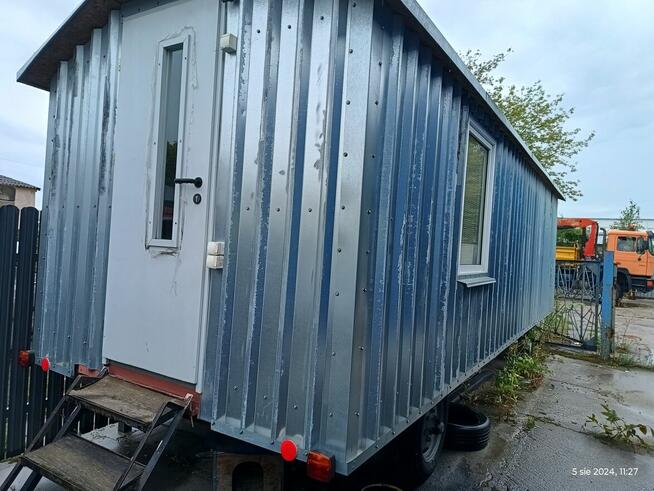 Sprzedam barak na kołach, sprawny, gotowy do użytku.