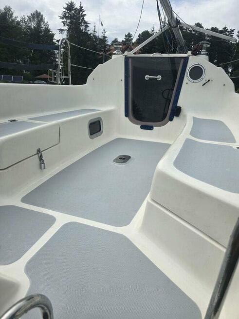 Sprzedam żaglówkę Corvette 650