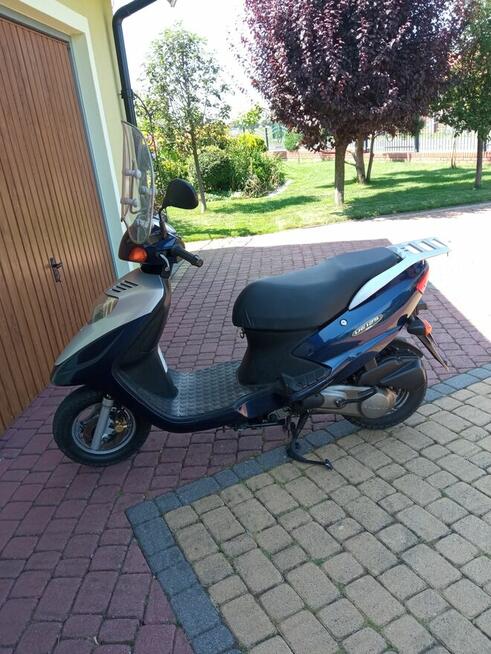 Sprzedam skuter Suzuki ue 125