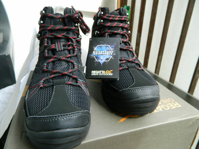 Sprzedam nowe buty Regatta