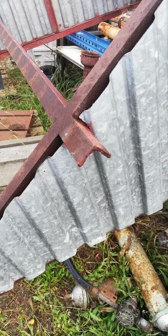 Konstrukcja stalowa daszku