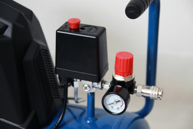 Kompresor sprężarka 24l Scheppach nowy