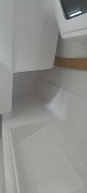 Łódź kabinowa nowa Delfin 435 od producenta