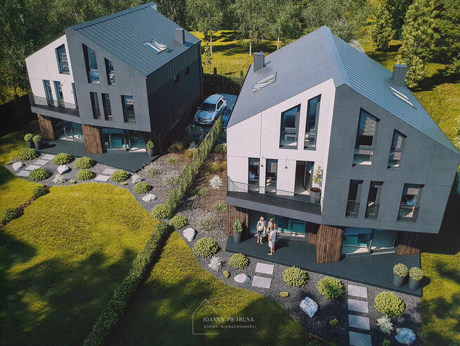 Działka z projektem 2 domów wolnostojących