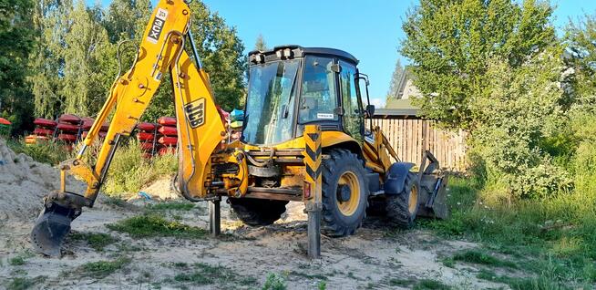Koparko - ładowarka JCB 3CX Contraktor