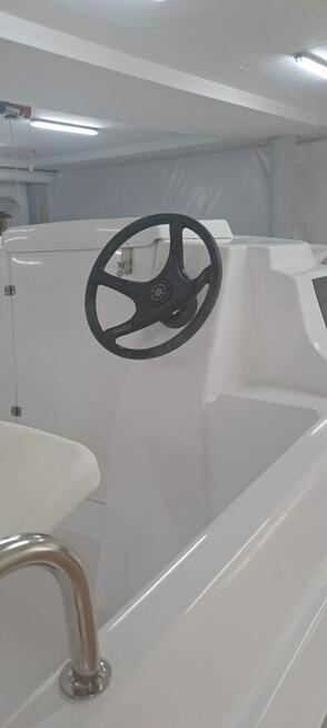 Łódź kabinowa nowa Delfin 435 od producenta