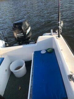 sprzedam jacht motorowy kabinowy z przyczepą p/ł i silnikiem