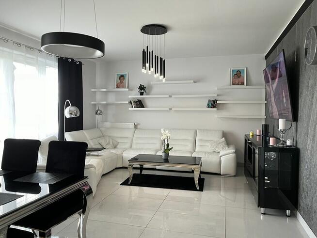 Nowoczesny i ponadczasowy apartament na Wilanowie