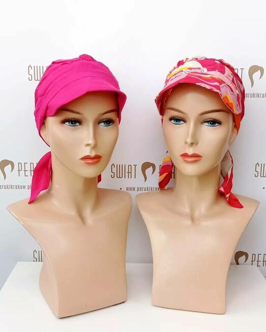 Turban z krótkim wiązaniem i daszkiem GORLICE