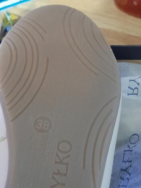 Baleriny beżowe Ryłko