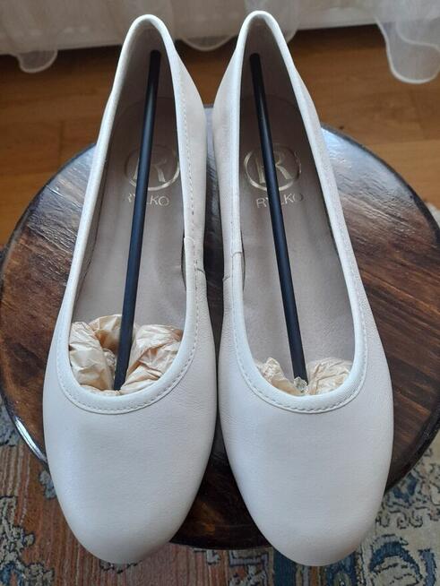 Baleriny beżowe Ryłko