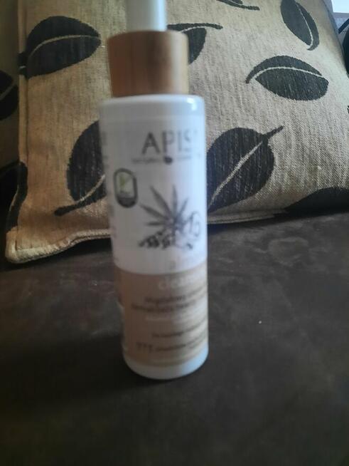 APIS ALMOND CLEANSING