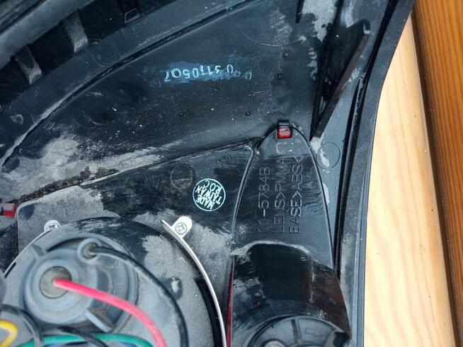 Lampy tylne Lexus chrom opel Vectra B sedan hachback