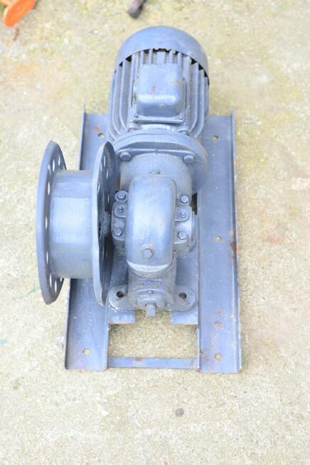 wciągarka budowlana wyciąg żuraw polski ze stelażem 380v