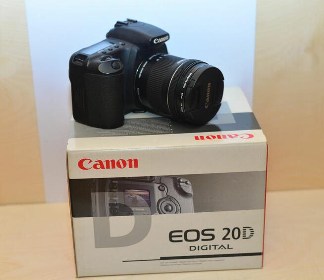 lustrzanka canon eos 20d z dużym zestawem obiektywów i inne