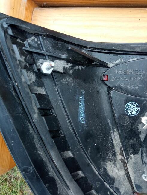 Lampy tylne Lexus chrom opel Vectra B sedan hachback