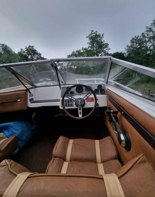 Motorówka/ łódka+ przyczepa