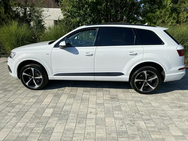 Audi Q7 Zadbane rodzinne - bezwypadkowe z oryginalnym przebiegiem.